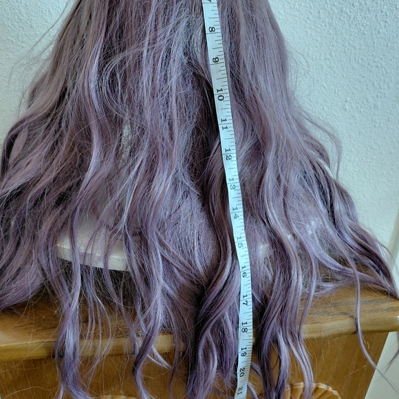 Lavender Wavy Hair Wig - Picture 7 of 8